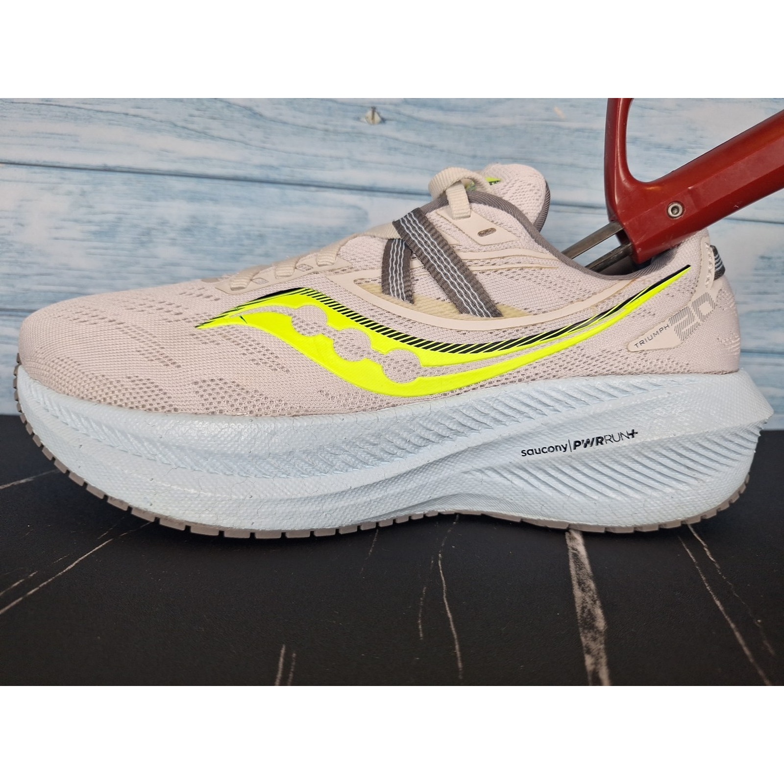 Saucony Triumph Pwrrun+ Running Shoes Beige Yellow Size 8